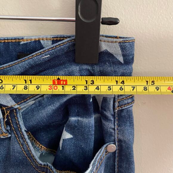 Judy Blue Women's size 9 / 29 Super Flare Star Print Jeans High‎ Rise Frayed - Picture 9 of 11